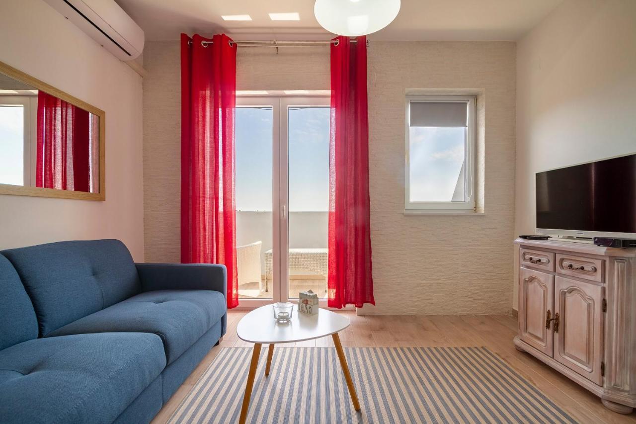 Apartmani Smokovo Jadranovo Exterior foto